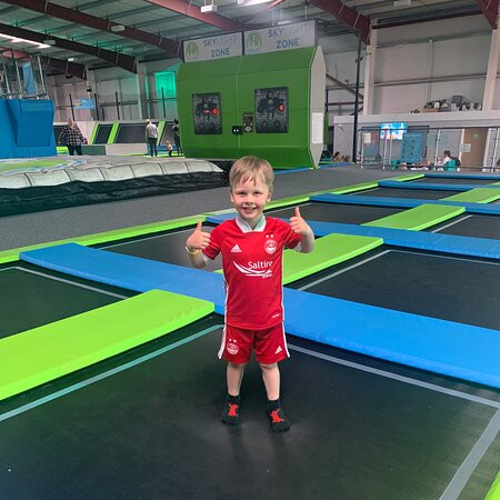 Skyline Trampoline Park-Inverurie必去景点