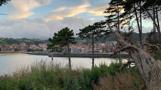 Isla de Garraitz景点图片