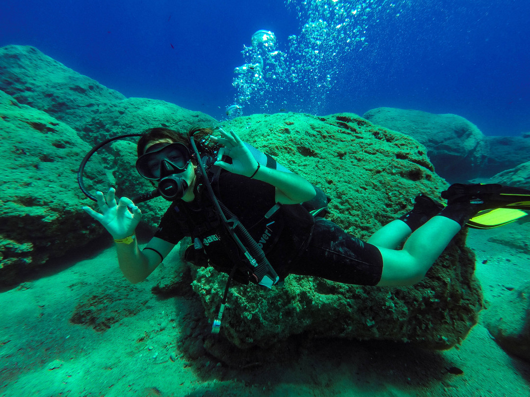 Mare Sud Diving Center-Kokkinos Pirgos必去景点