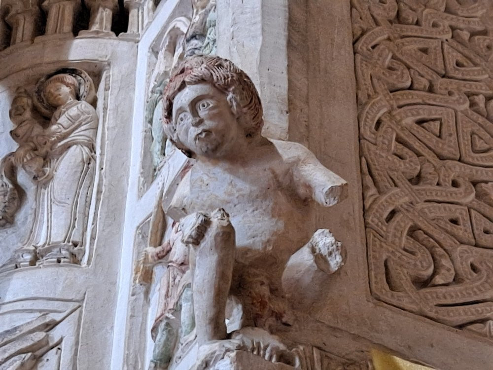 Abbazia di Santa Maria del Lago-Moscufo必去景点