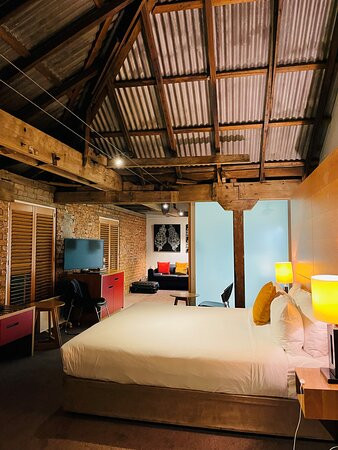 亨利琼斯艺术酒店主图