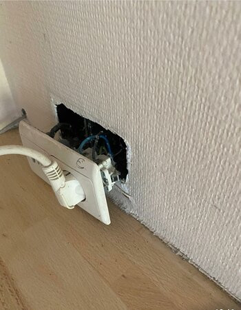 德莫里蒙特庄园酒店主图