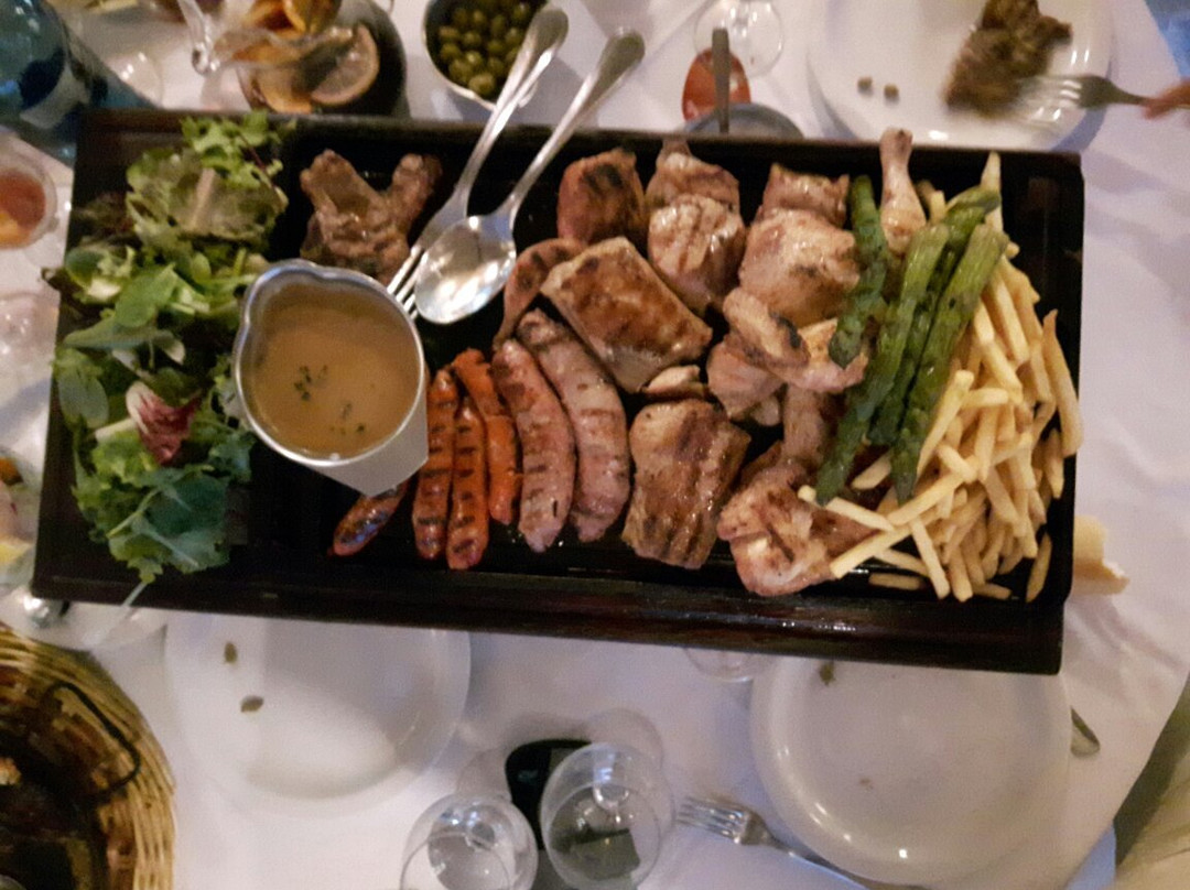 Emporda Restaurant主图