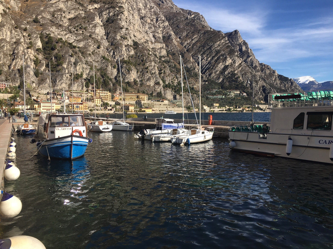 Bar al Lago