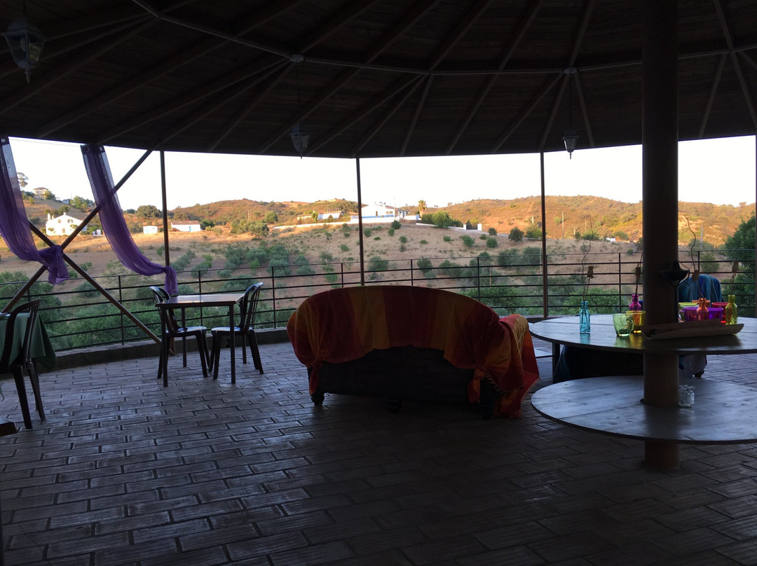 Santa Catarina da Fonte do Bispo餐馆和美食-Restaurant Herdade Da Corte