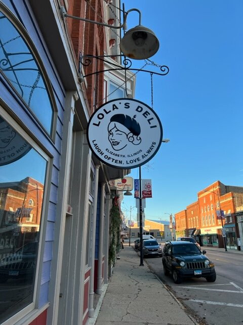 Lola's Deli
