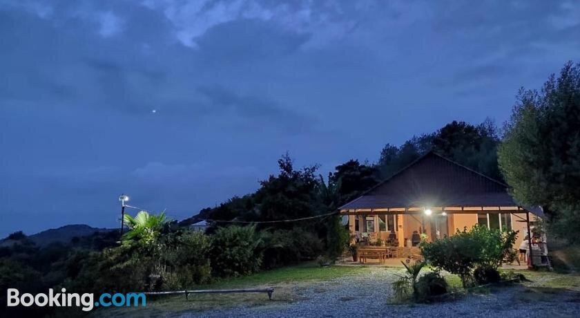 Guesthouse u Andreya i Anny