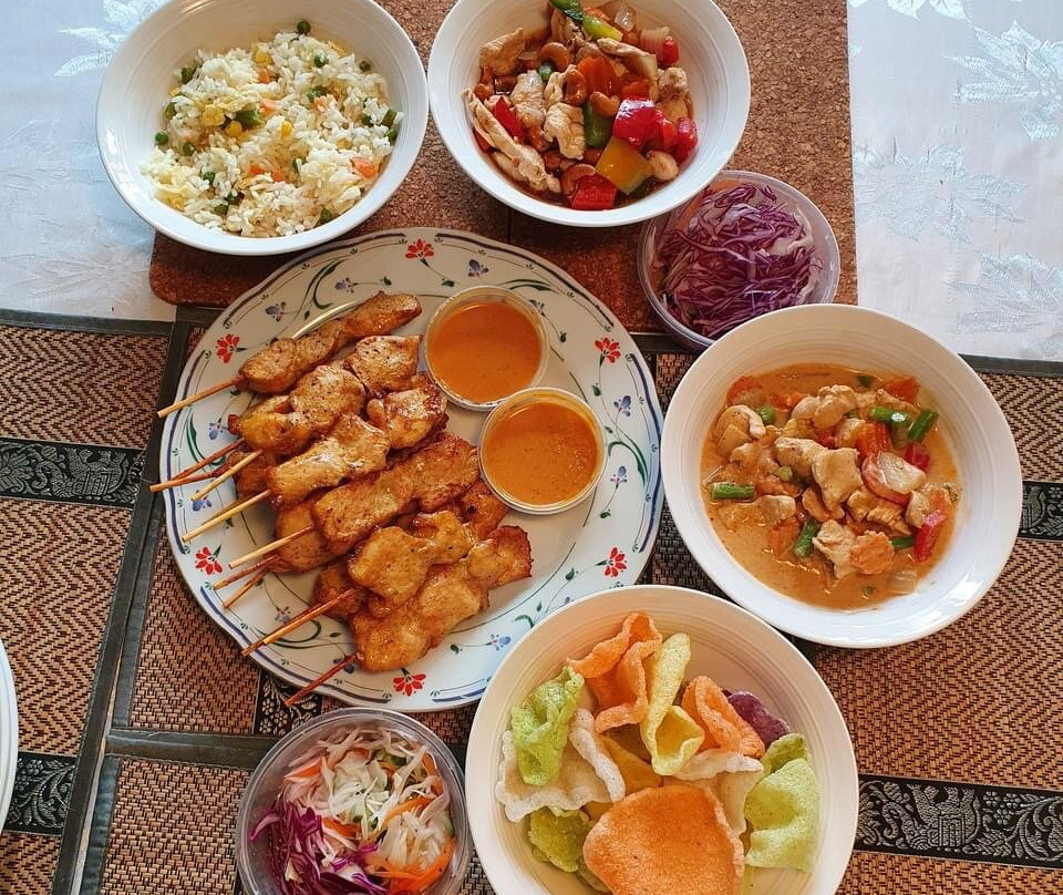 Trevone餐馆和美食-Sunny Thai Food Takeaway