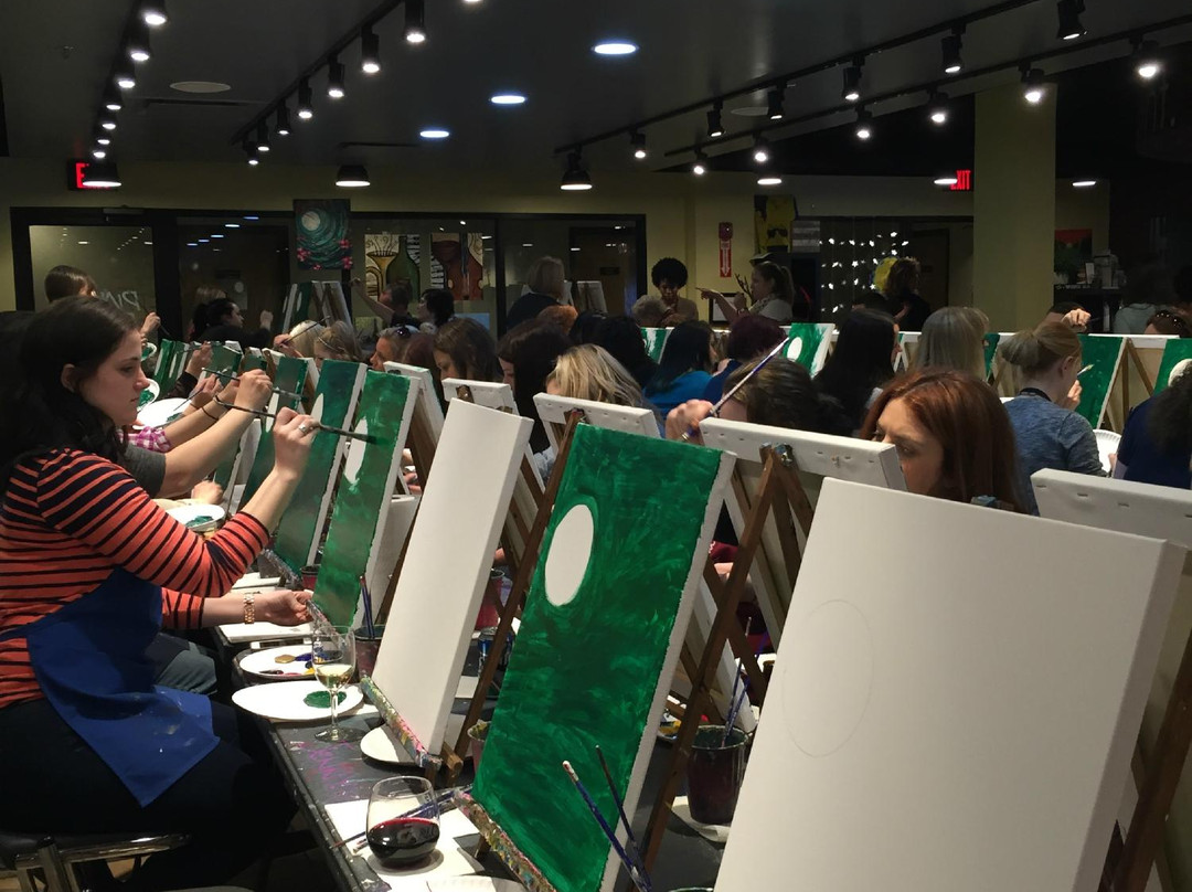 Pinot's Palette - Lower Merion