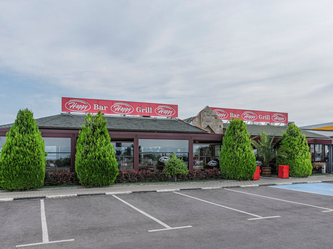 Happy Bar & Grill Shell North