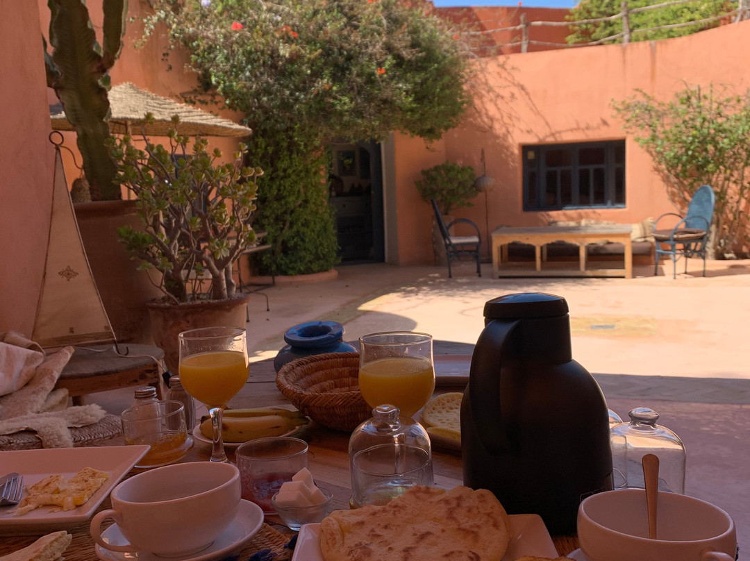 Riad Baoussala主图