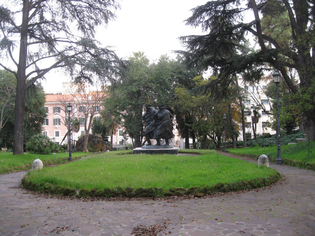 Monumento celebrativo del Bicentenario dei Carabinieri景点图片