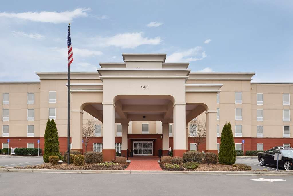 Hampton Inn Statesville主图