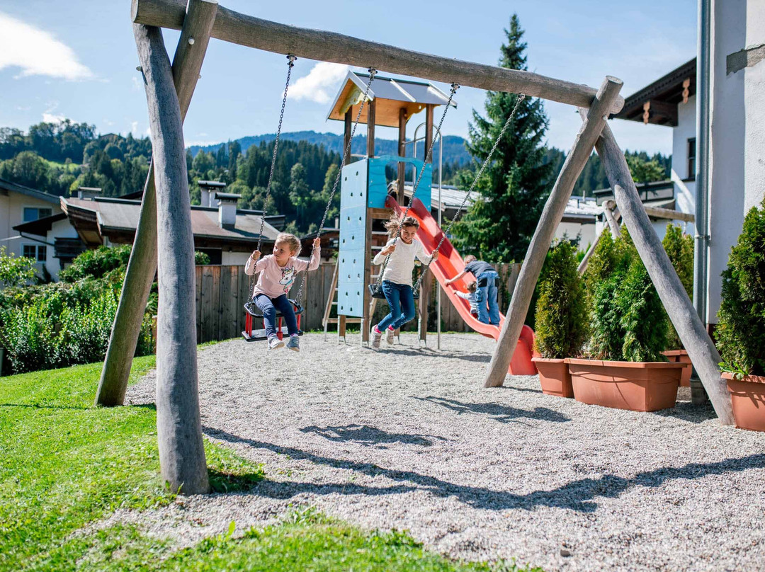 Das Hopfgarten Familotel Tirol主图