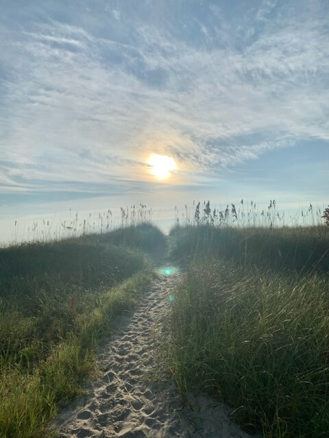 Elizabeth Pointe Lodge主图