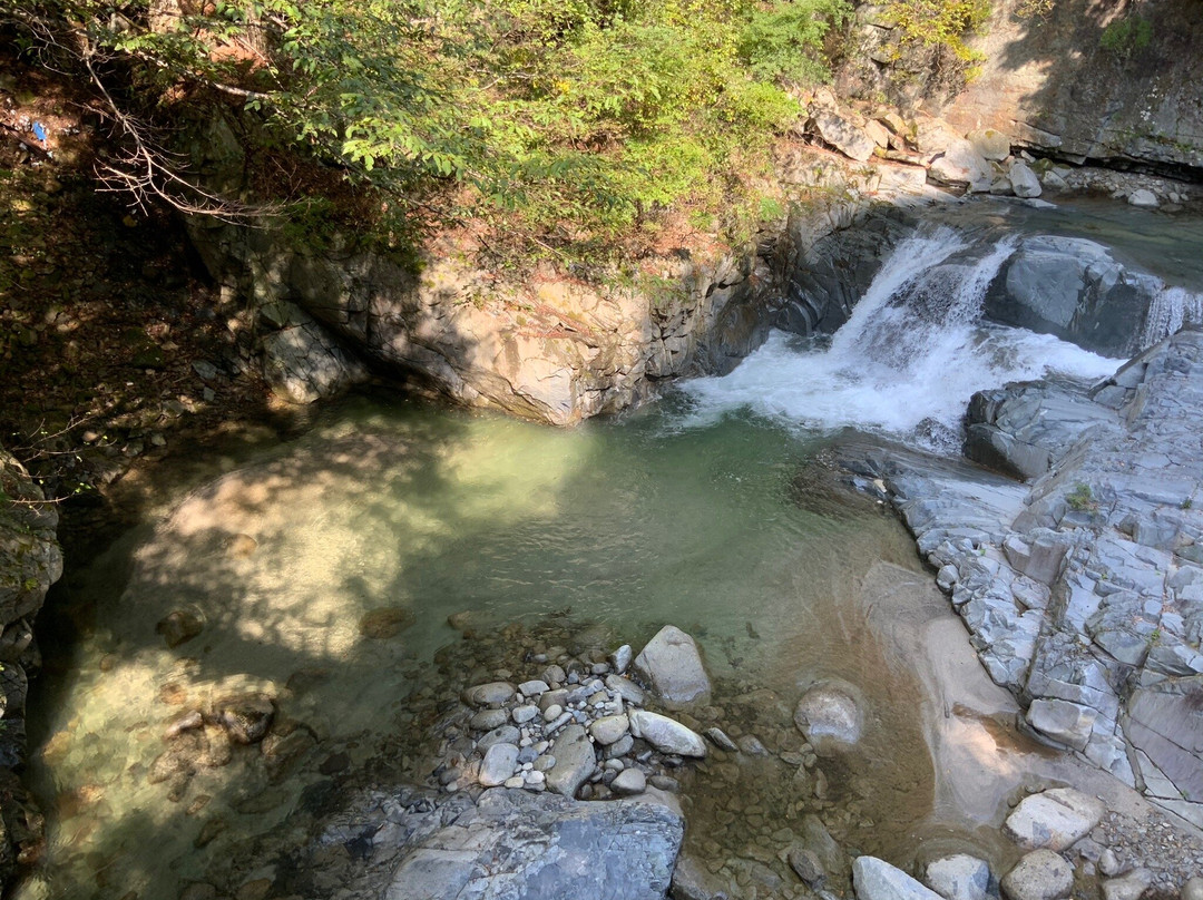 Ichinokama Falls景点图片