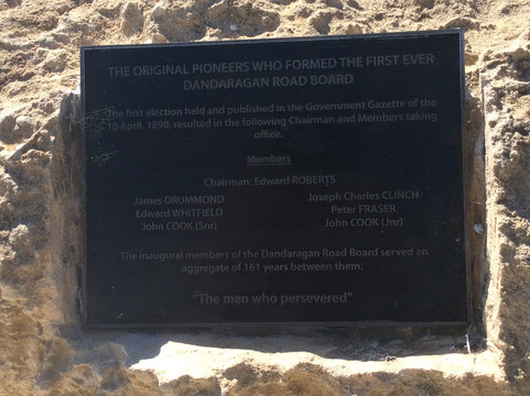 Old Jetty Heritage Memorial Site-朱里恩湾必去景点