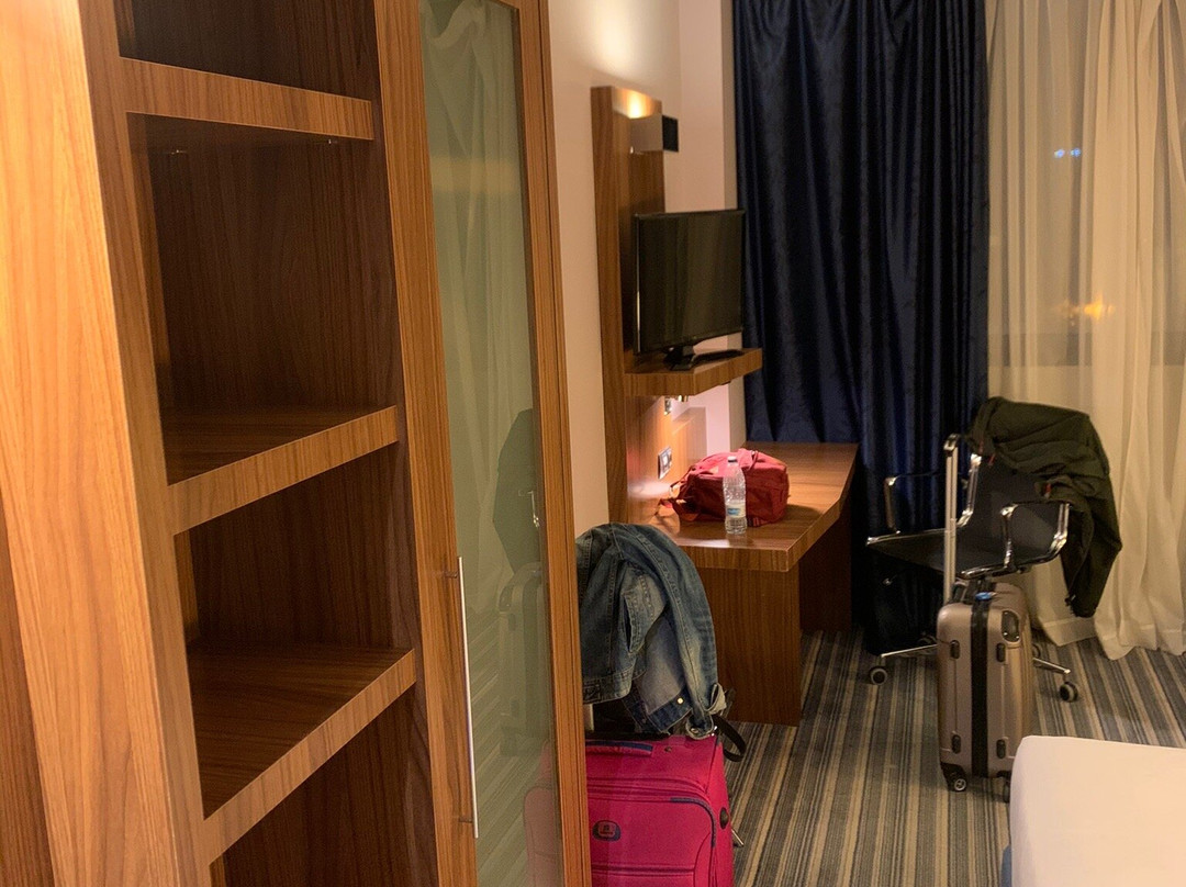 毕尔巴鄂快捷假日酒店主图