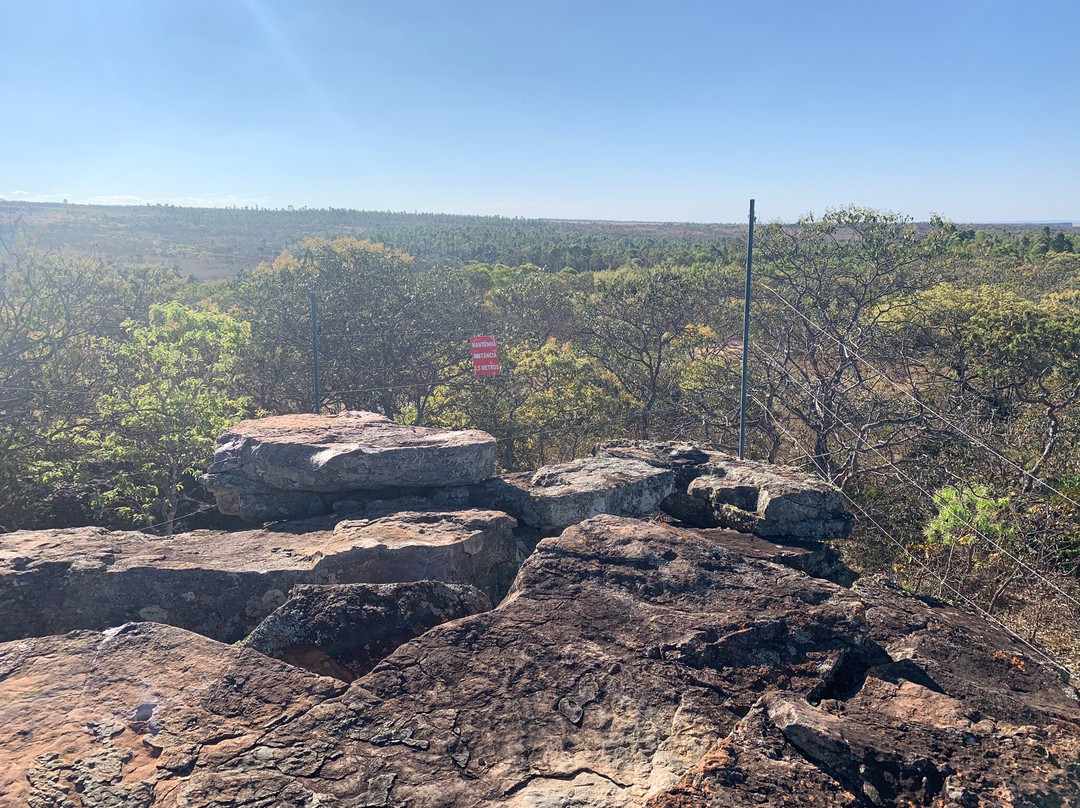 Pedra do Chapeu De Sol-Cristalina必去景点