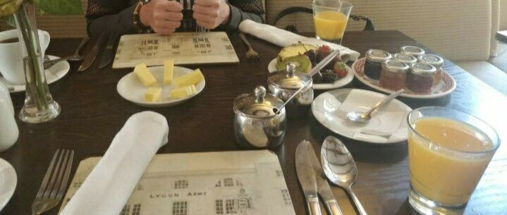 Lygon Arms Hotel主图