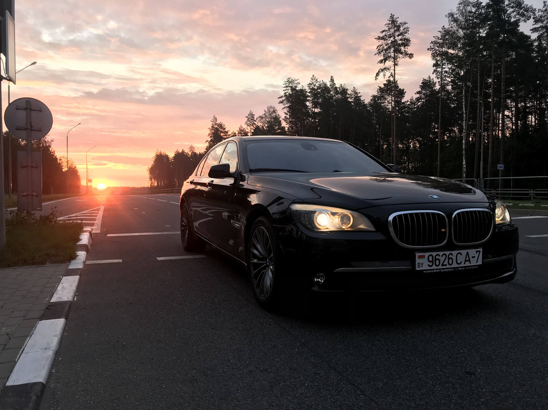 Minsk Airport Transfer by Vadim-明斯克必去景点