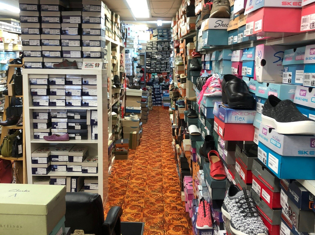 Henry's Shoes-特罗胥必去景点