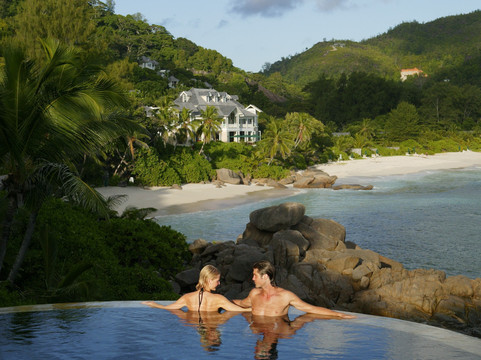 塞舌尔悦榕庄主图