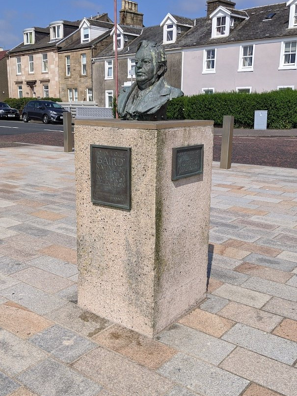Bust Of John Logie Baird-Helensburgh必去景点