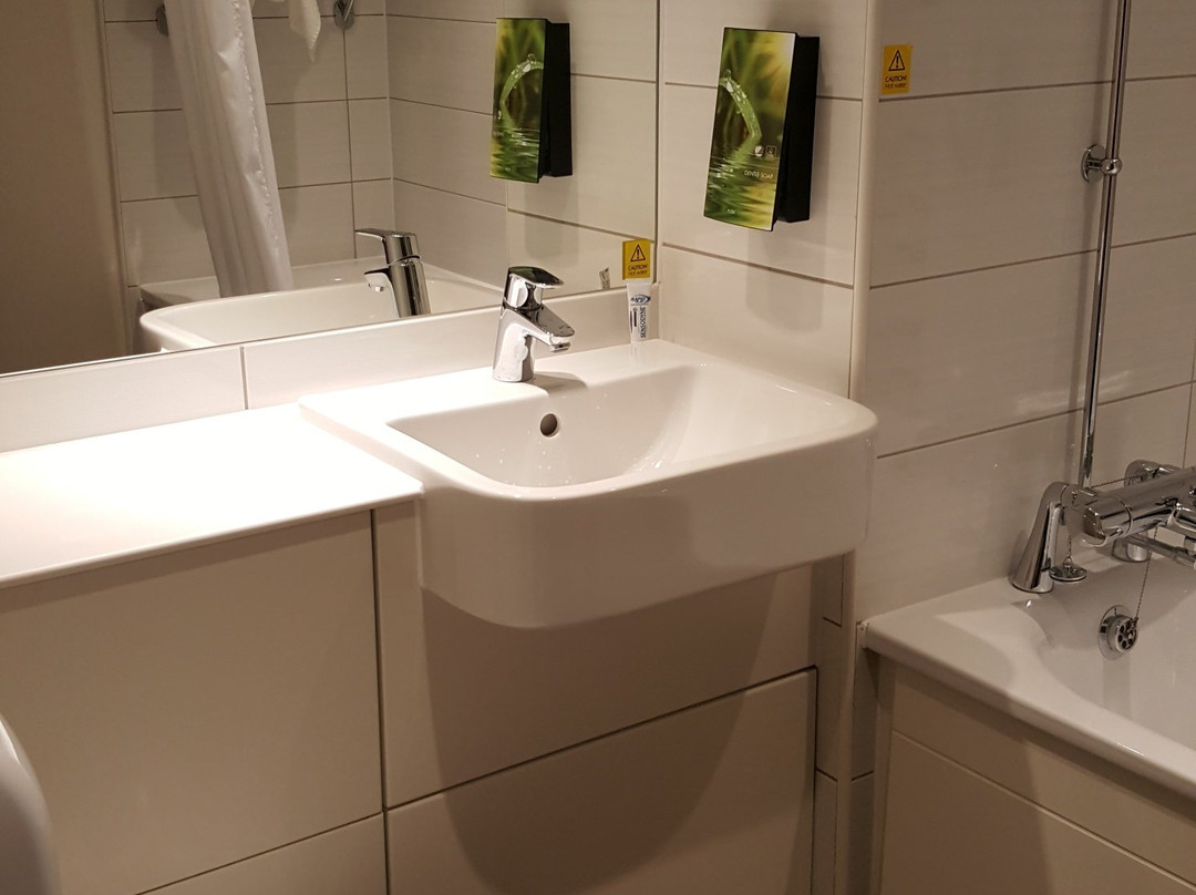 Premier Inn Leeds Headingley Hotel主图