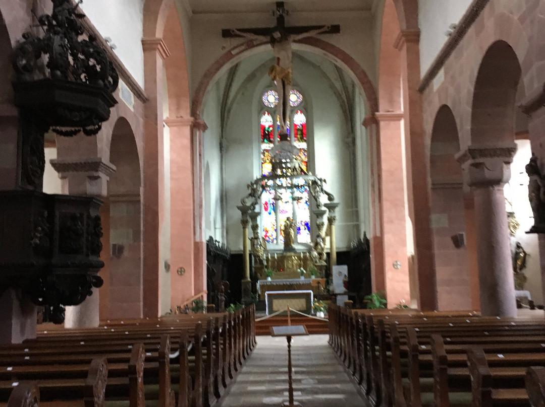 Collegiale Saint Michel et Saint Gangolphe-Lautenbach必去景点