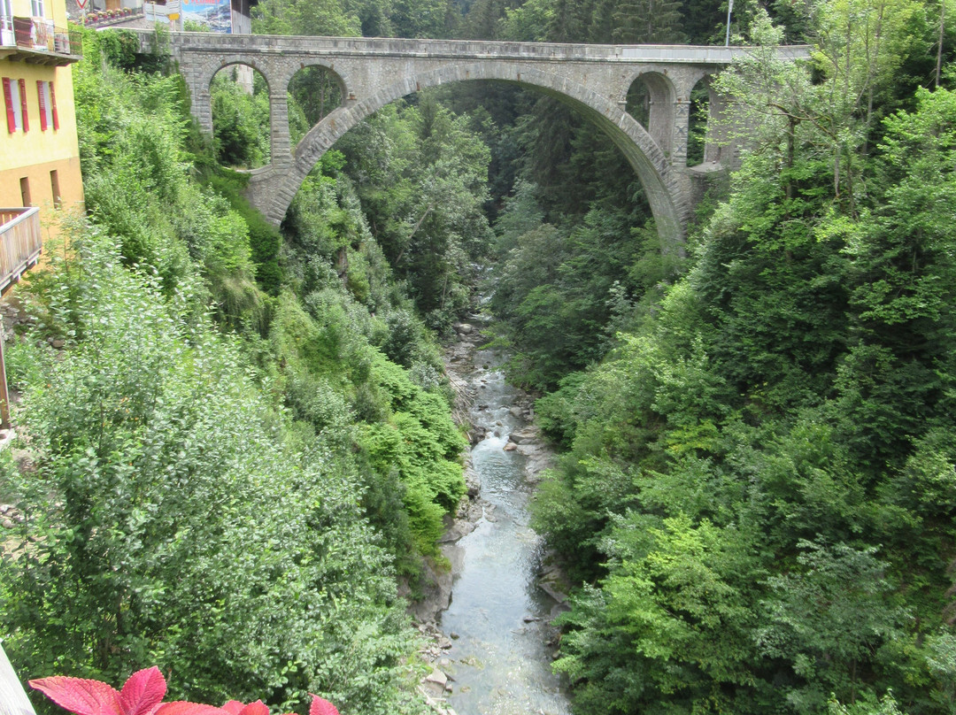 Pont des Abymes-Flumet必去景点