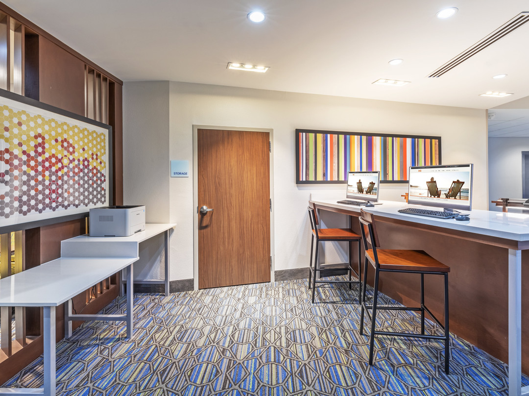 Holiday Inn Express & Suites Parsons By IHG主图