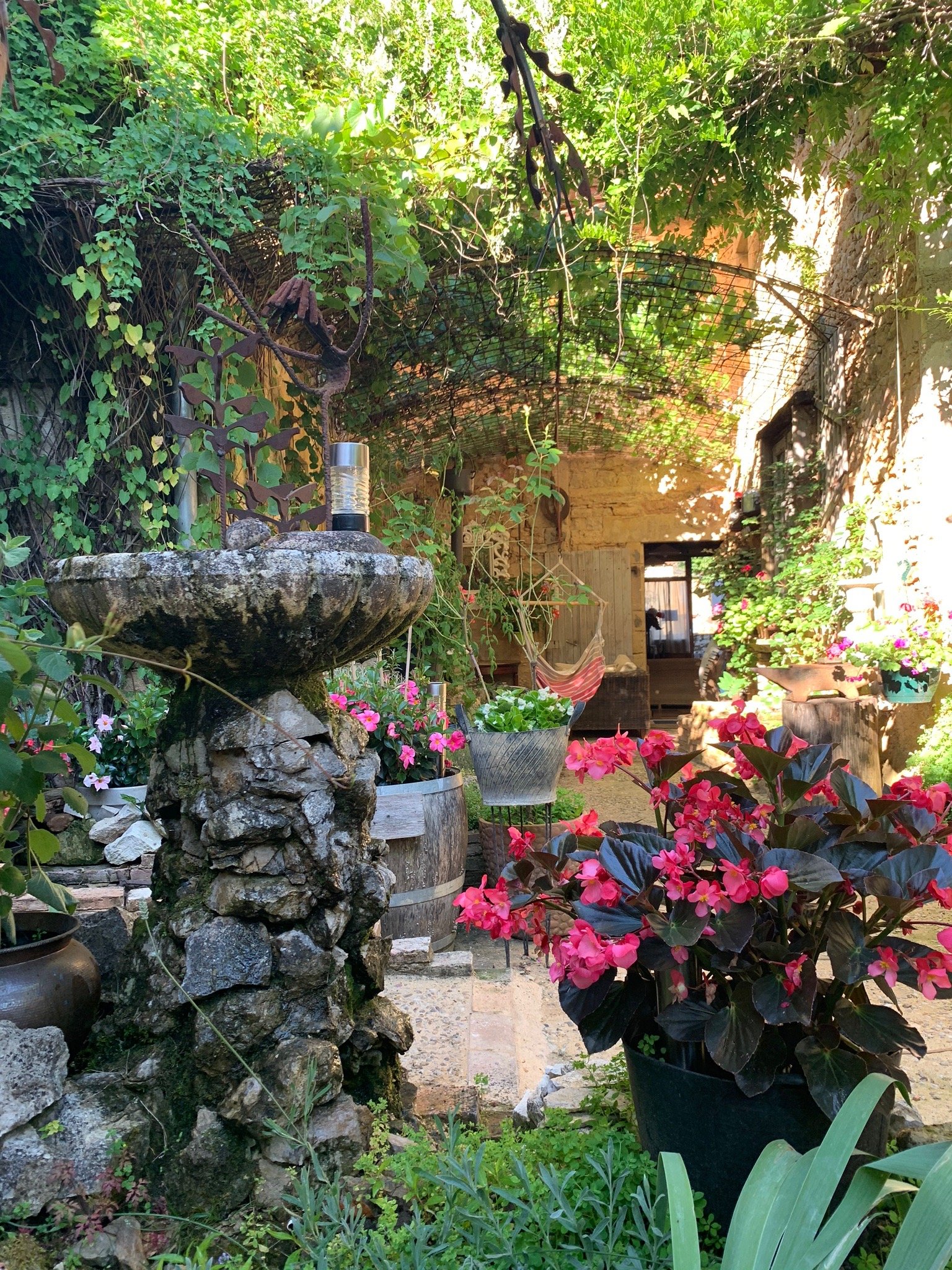 Le Clos Mandalou-官方