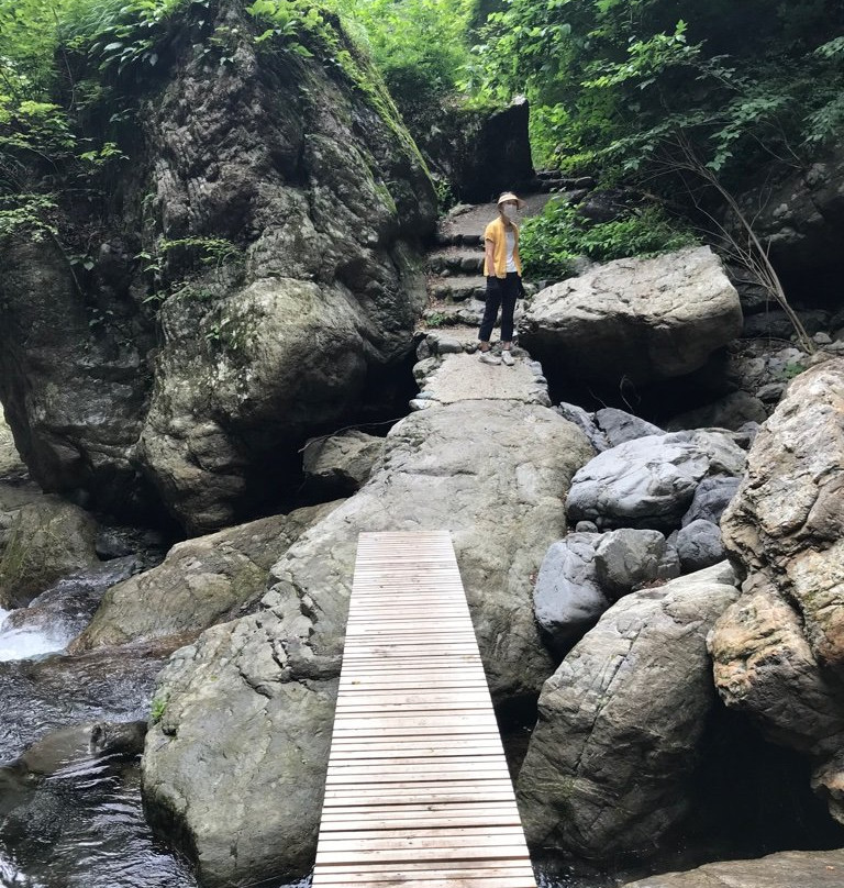 Kanotoiwa-桧原村必去景点