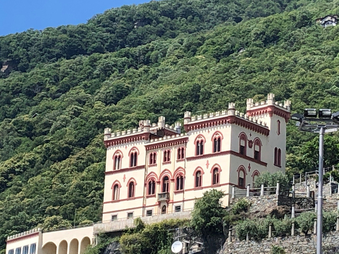 Castello Baraing景点图片