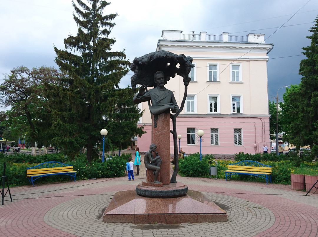 Statue of Kalinnikov景点图片