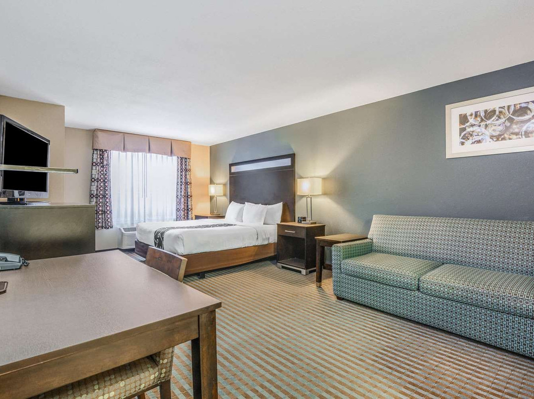 La Quinta Inn & Suites By Wyndham Glendive主图