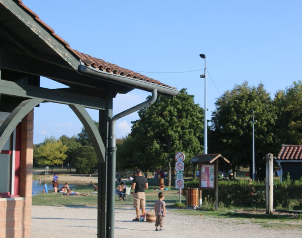 Parc De Loisirs De Bouvent景点图片