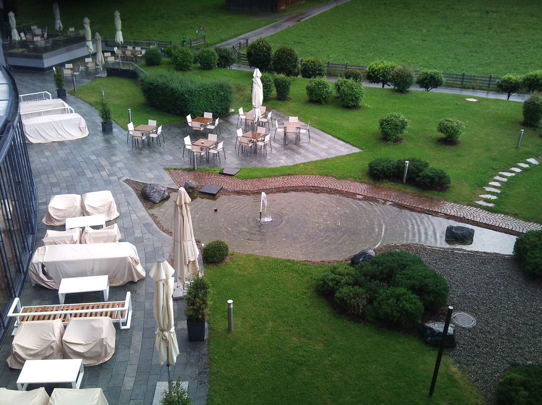 四星级水族圆顶高级酒店主图