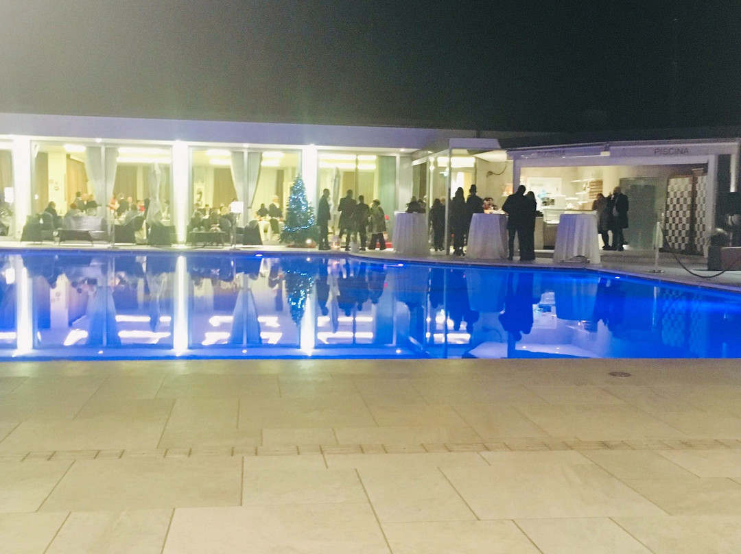 4 Spa Resort Hotel主图