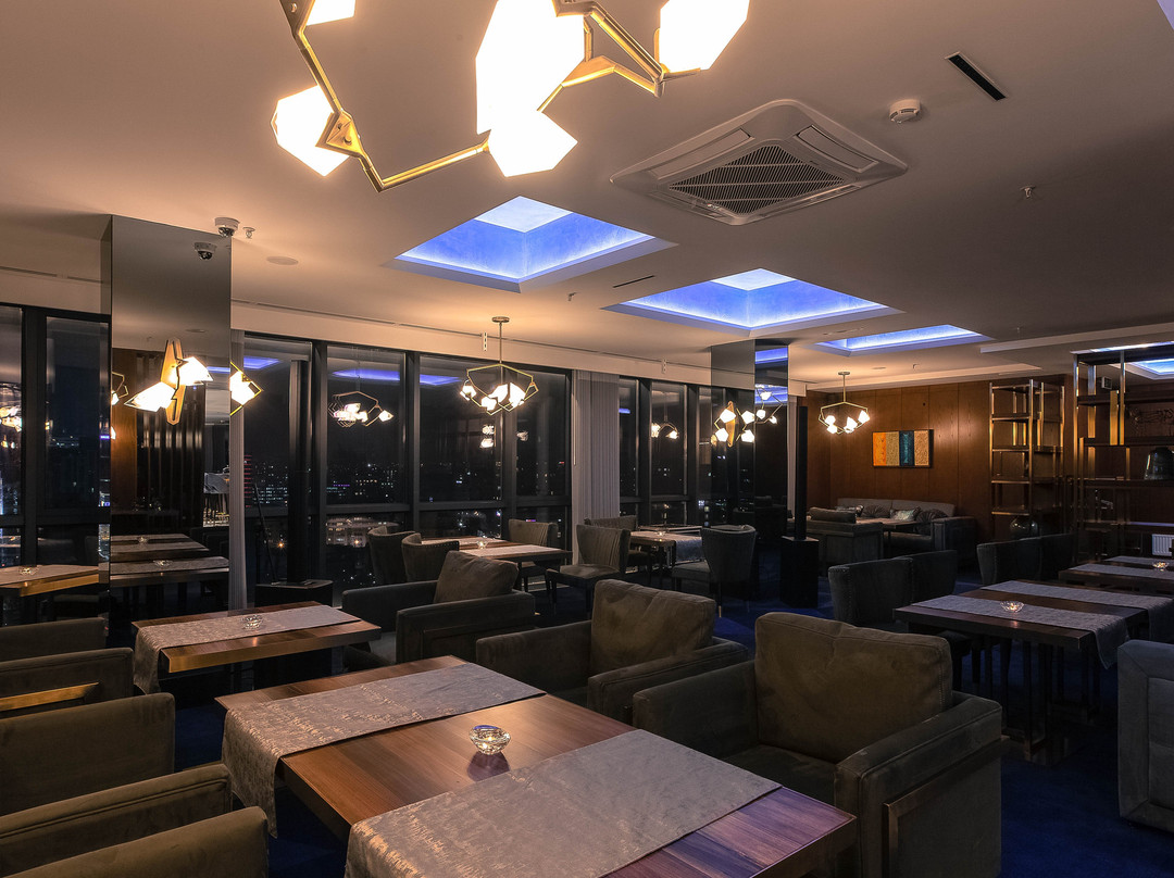 IL Cavallo Restaurant & Lounge