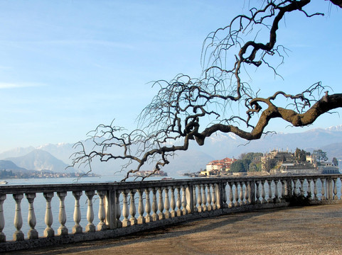 Basecamp Europe-卢加诺必去景点