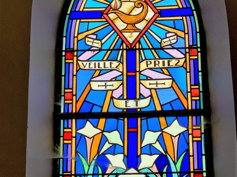 Eglise Saint-Jean de l'Habit-Guesnes必去景点