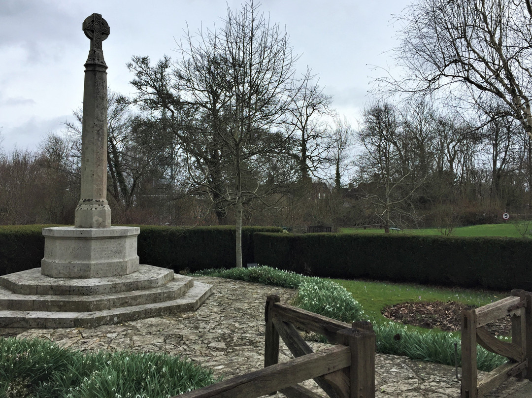 Wadhurst Memorial Cross景点图片