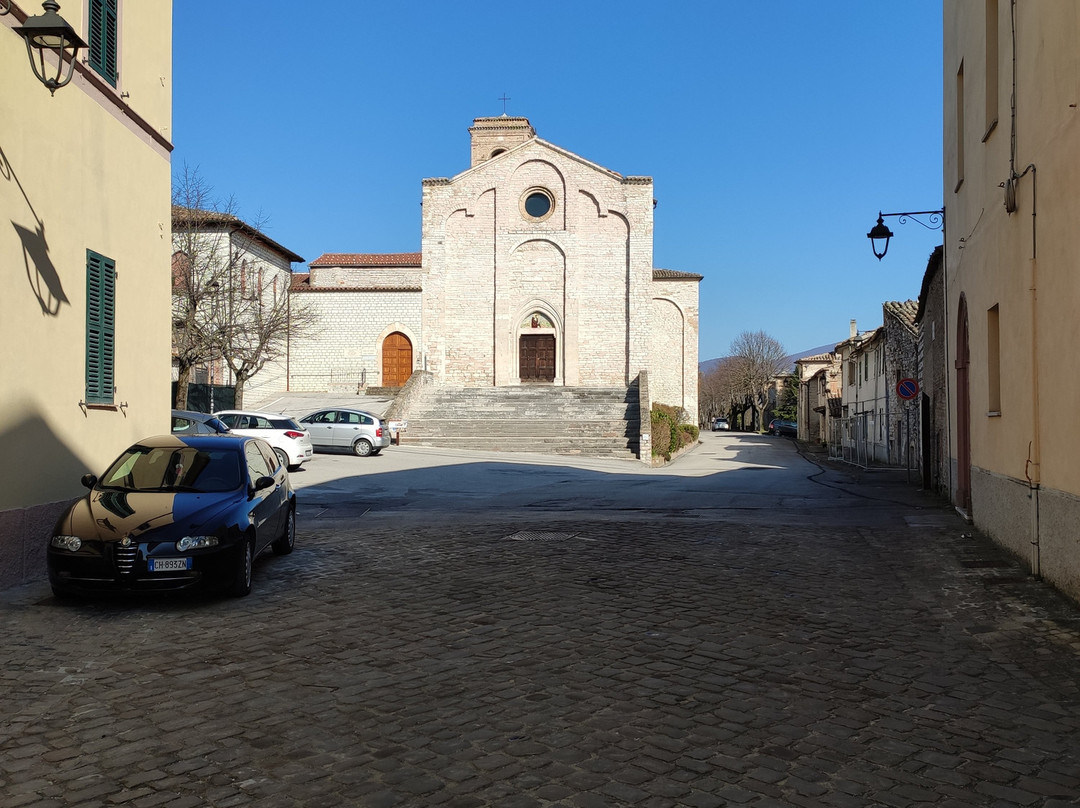 Chiesa San Francesco-Sassoferrato必去景点