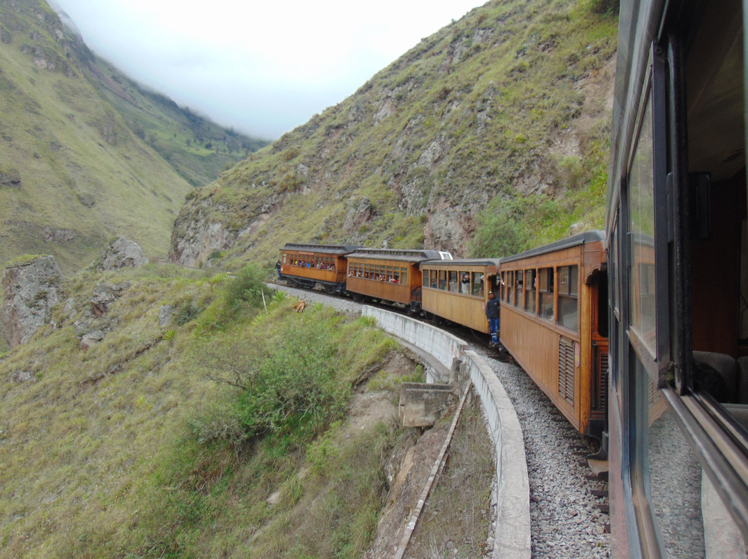 The Devil's Nose Train Ride景点图片