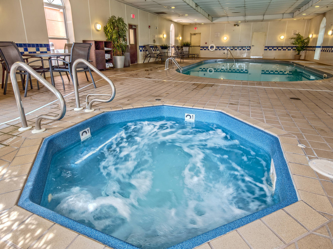 Fairfield by Marriott Inn & Suites Russellville主图