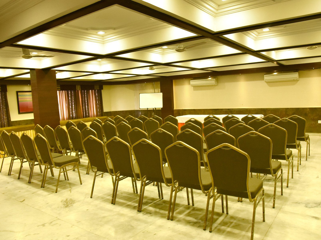 Hotel Ajanta Palace主图