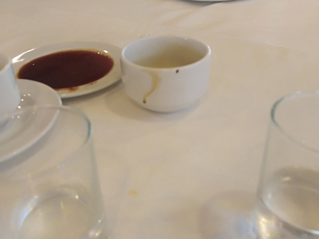 报春花海滩酒店主图