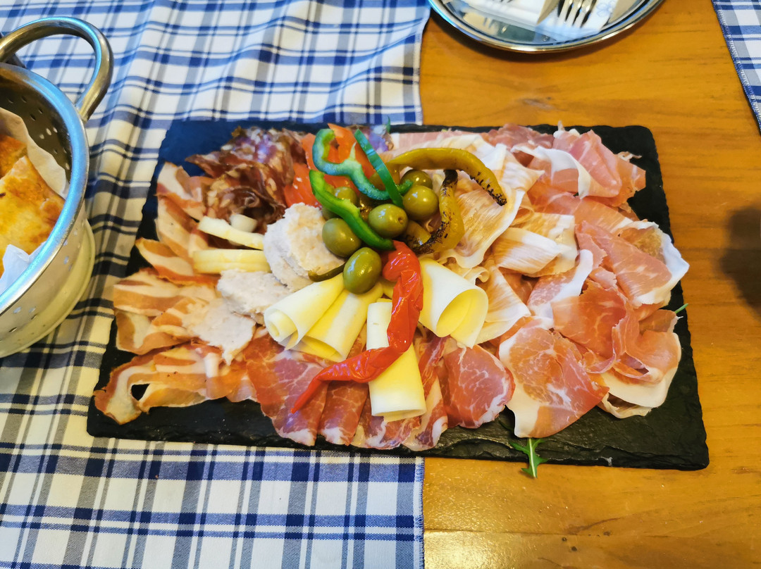 Zrece餐馆和美食-Gostišče in pizzerija Zreški gaj